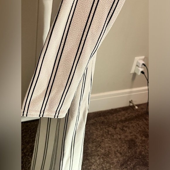 New With Tags Boohoo Duster Cardigan in Size 0 - Picture 8 of 8